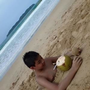 Meet your Posher, Jordain